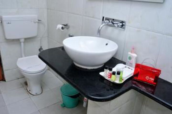 Room 2 of 12