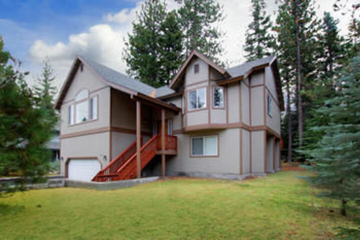 Exterior of Skyline View by RedAwning