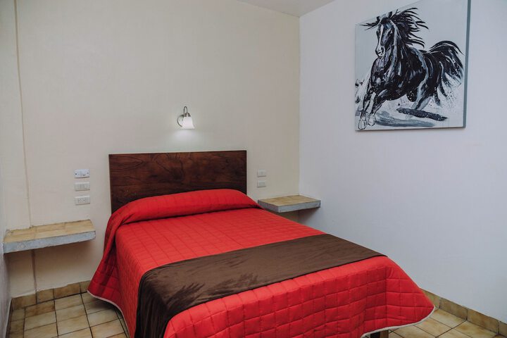 Room 43 of 142