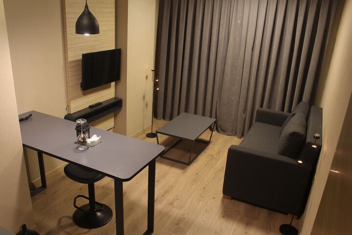 Room 8 of 49