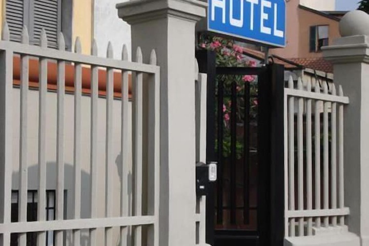 Hotel 53 of 56