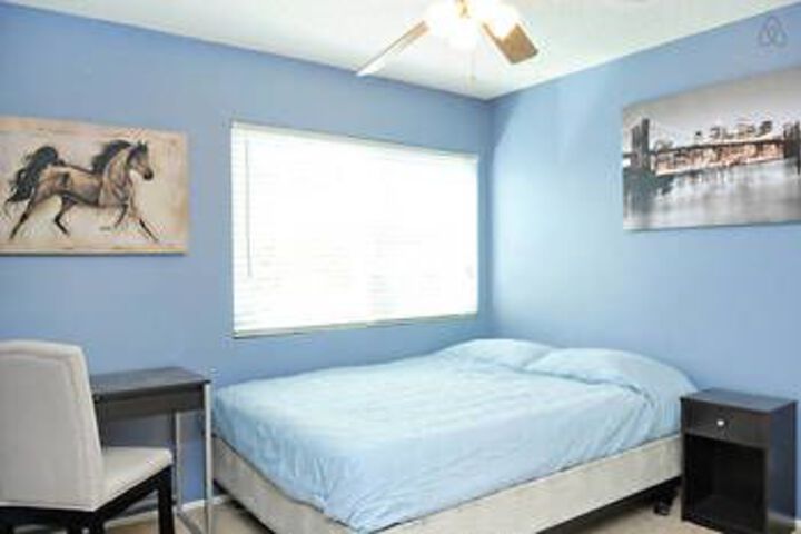 Room 9 of 30