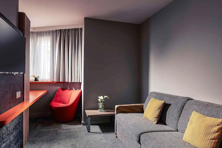 Room 20 of 76