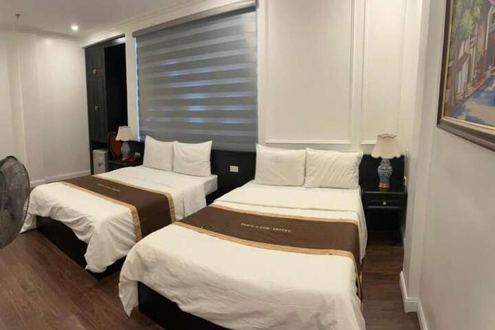 Room 5 of 27