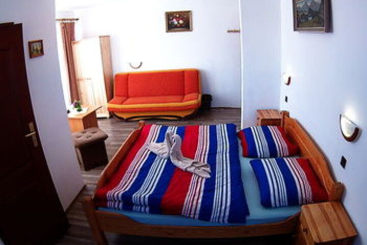 Room 18 of 69