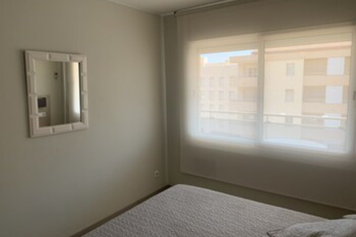 Room 37 of 47