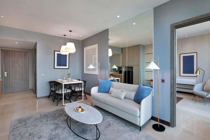 Room 10 of 71