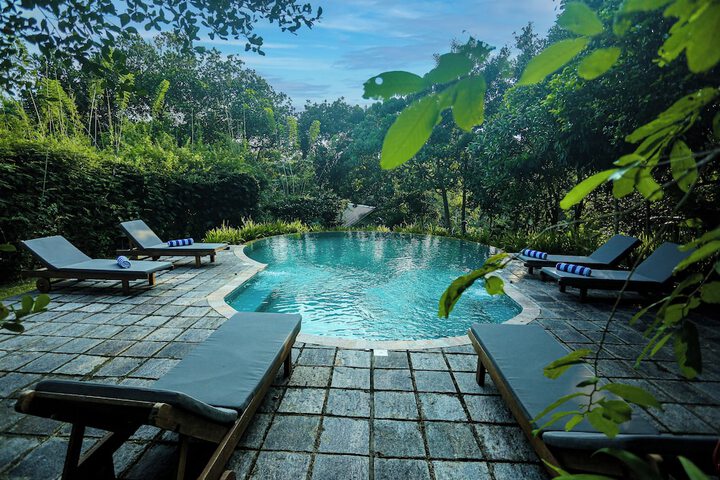 Pool 18 of 40