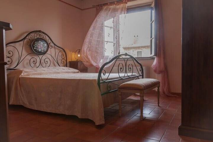 Room 12 of 95