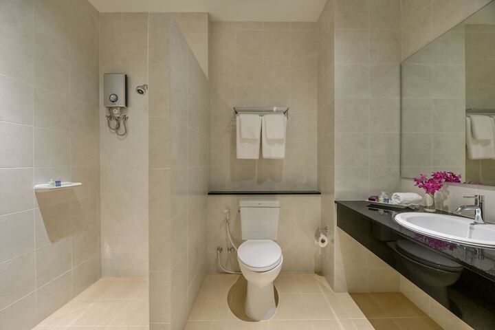Room 5 of 47