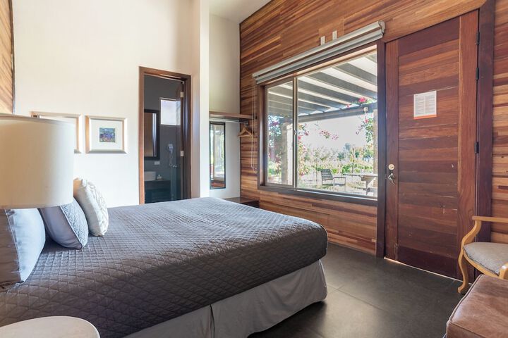 Room 8 of 30