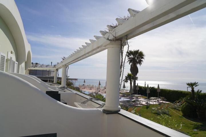 Terrace/Patio 32 of 34