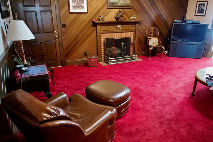 Room 86 of 240