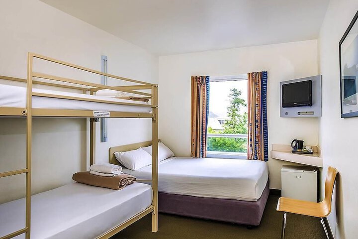 Room 7 of 41