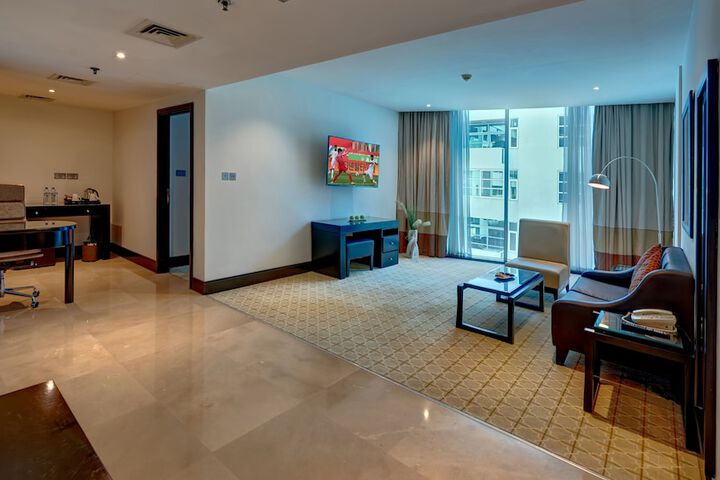 Room 96 of 211
