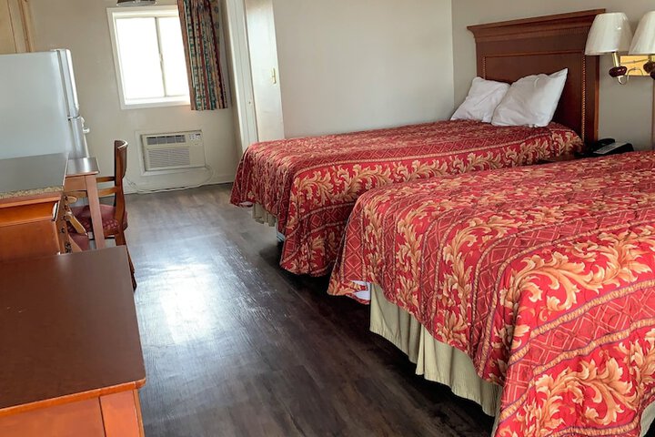 Room 7 of 19