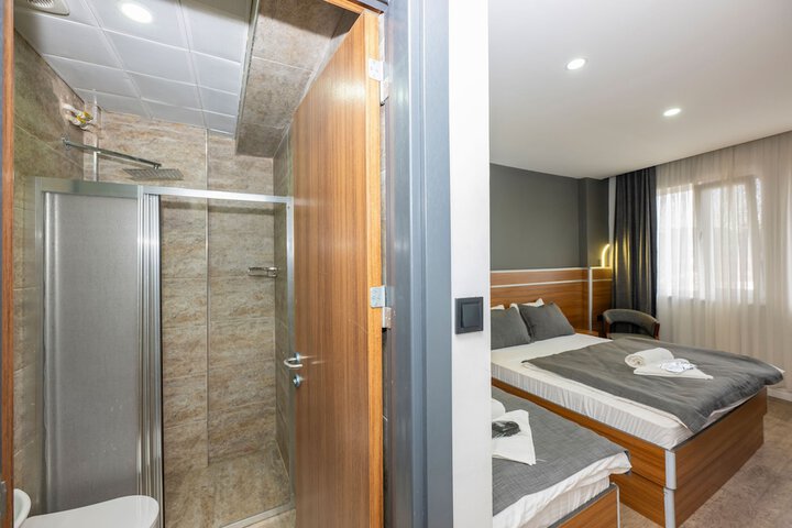 Room 19 of 41