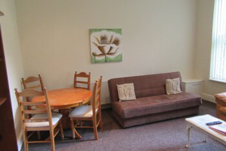 Room 4 of 17