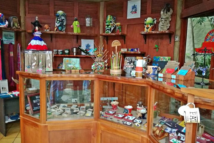 Gift Shop 146 of 196