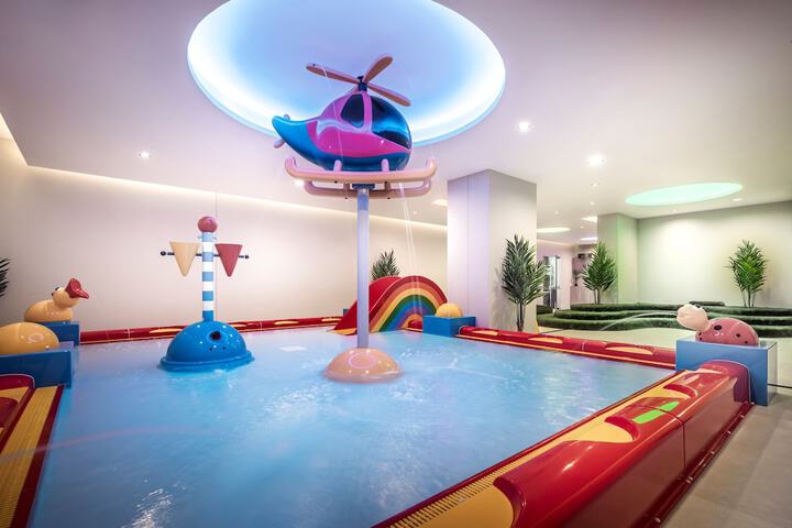 Pool 41 of 118