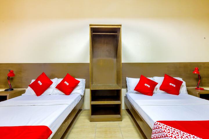 Room 6 of 84