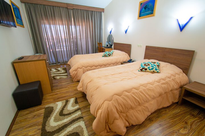 Room 29 of 61