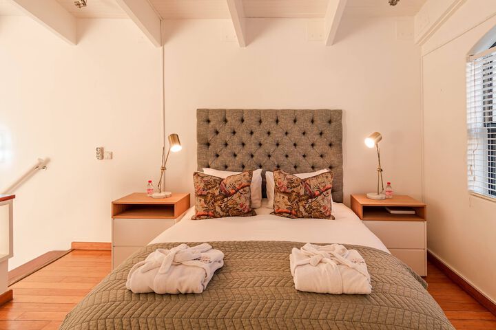 Room 28 of 106