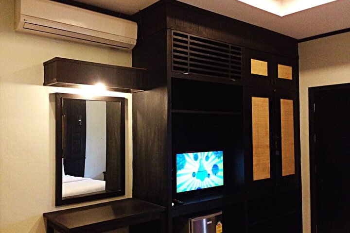 Room 18 of 82
