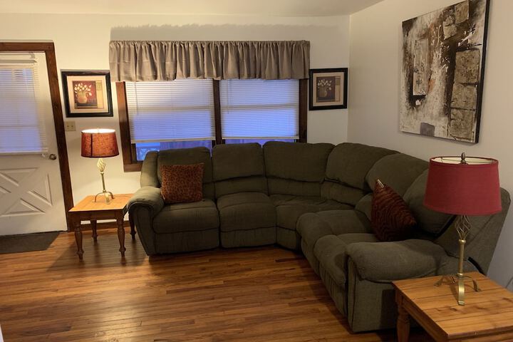Room 43 of 122