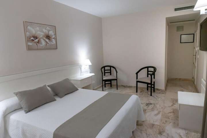 Room 26 of 70