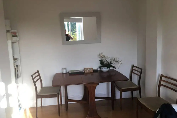 Newly Renovated 1 Bedroom Flat in New Cross Gate