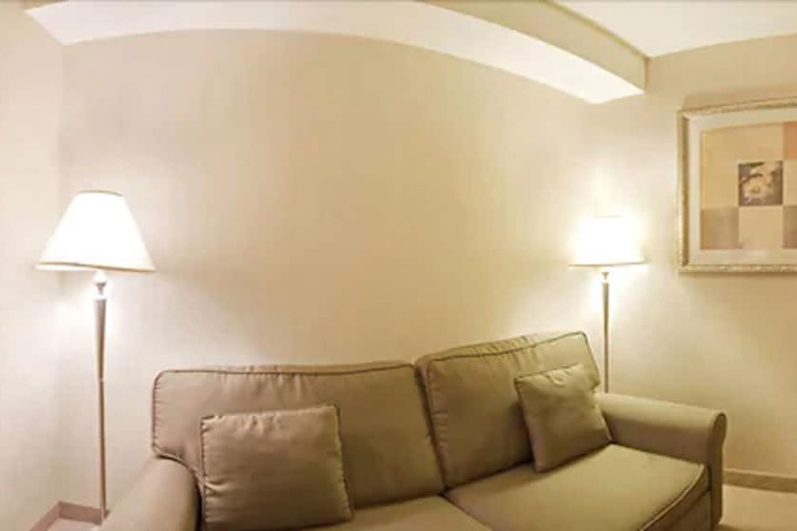Room 30 of 40
