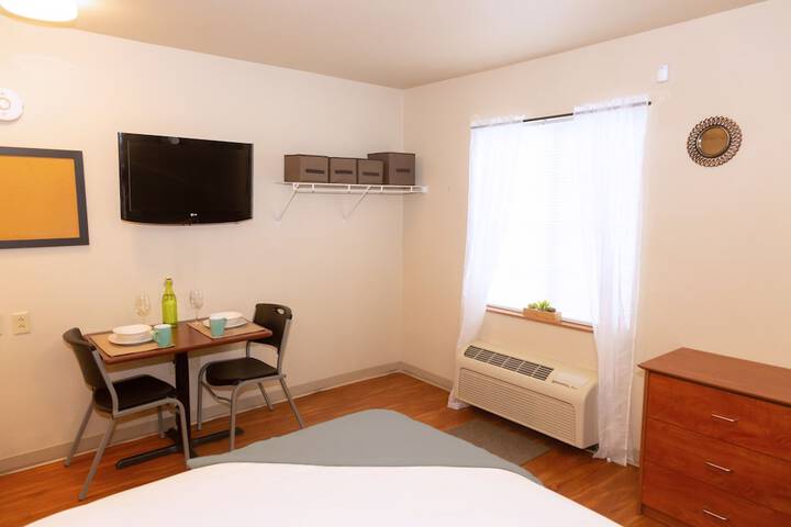 Room 11 of 17