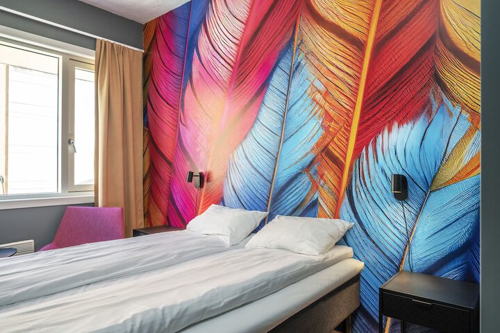 Room 7 of 28