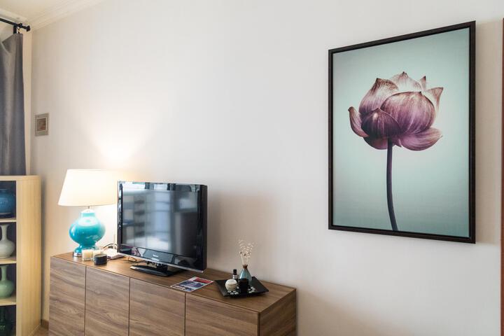Room 6 of 13
