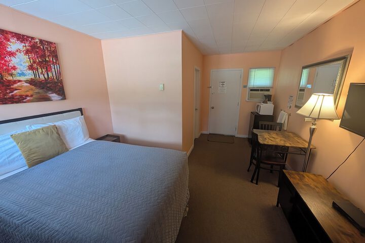 Room 7 of 34