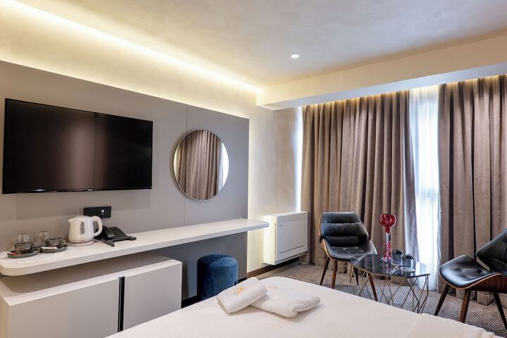 Room 64 of 125