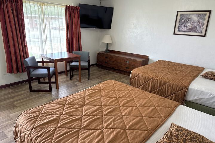 Room 18 of 72