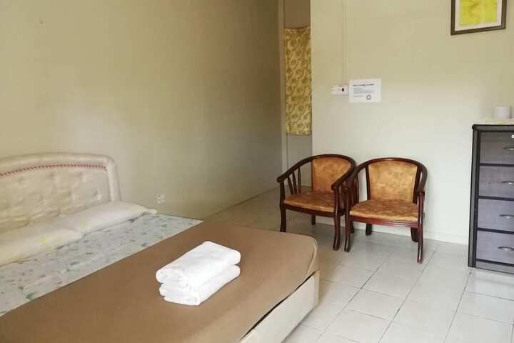 Room 3 of 14