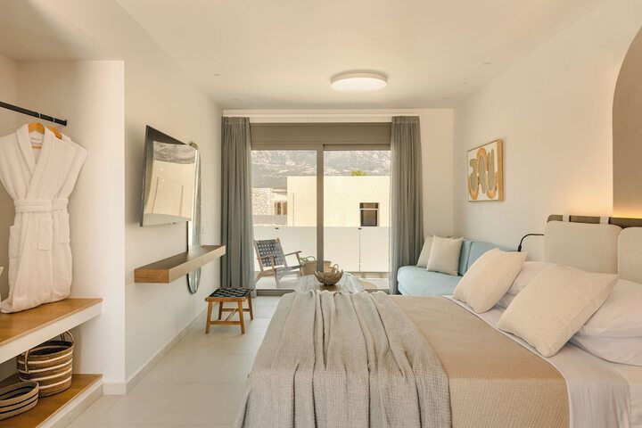 Room 47 of 214