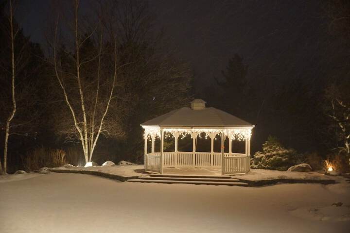 Hotel Exterior 129 of 163