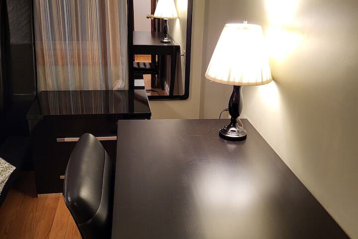 Room 25 of 63