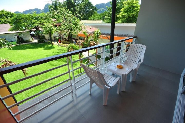Terrace/Patio 16 of 42
