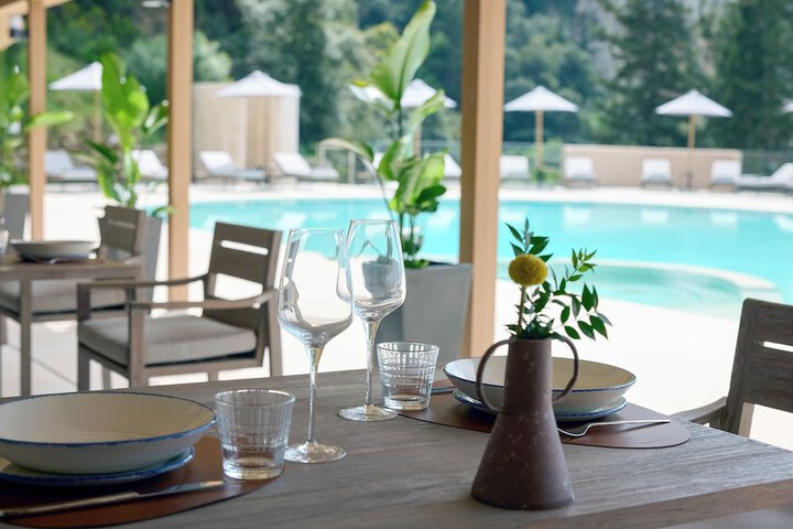 Dining 125 of 160