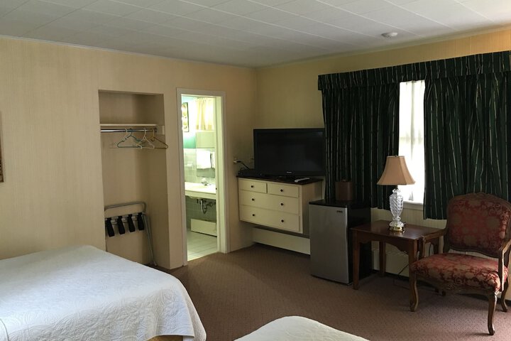 Room 40 of 81
