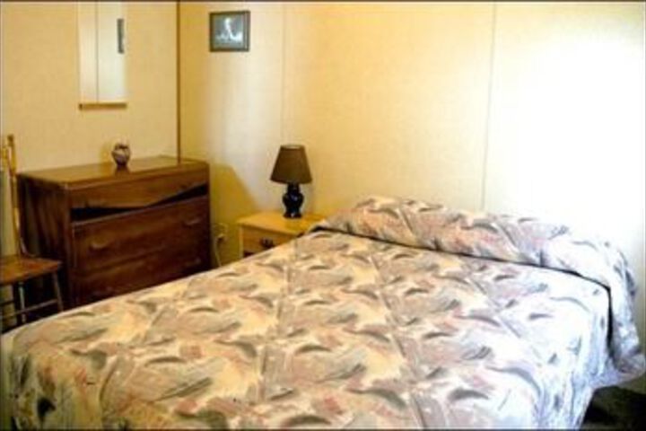 Room 7 of 17