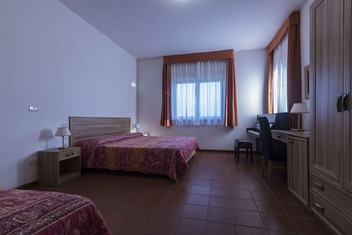 Room 13 of 55