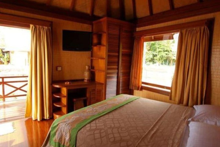 Room 3 of 41