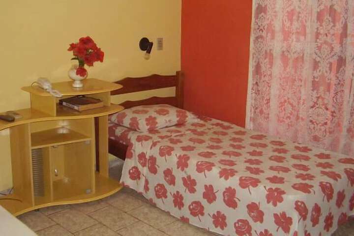 Room 14 of 39