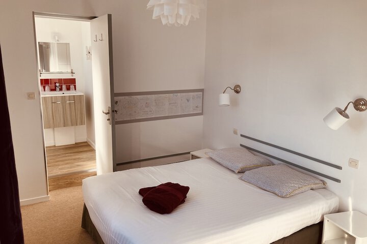 Room 12 of 35
